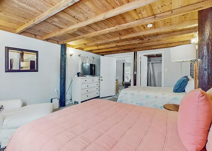 Holiday home Downstairs Duplex Near The With Full Kitchen Wifi Cable Partial Ac *